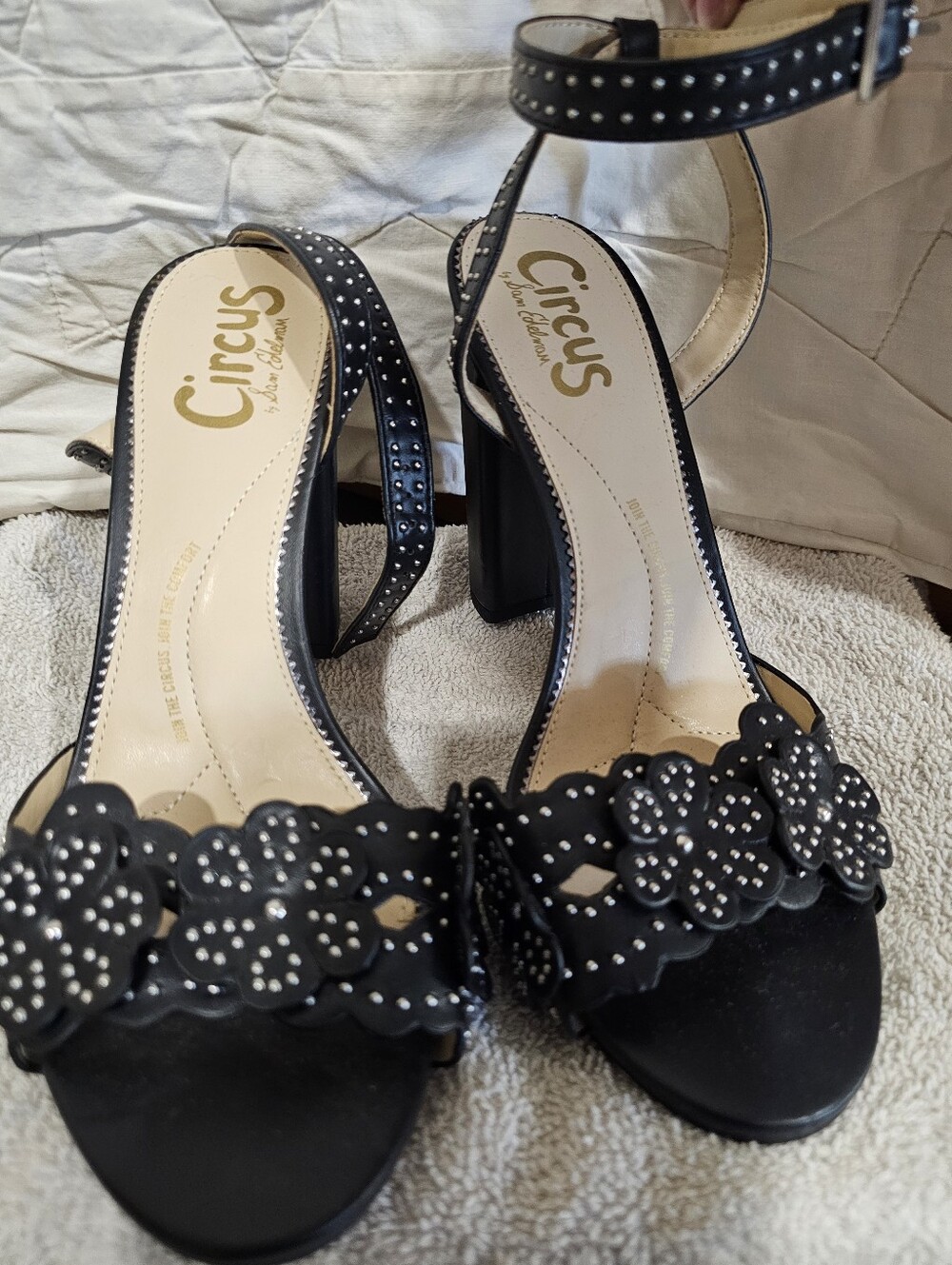 Circus by Sam Edelman Black Floral Studded Block-Heel Sandals